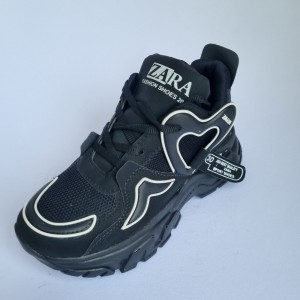 فروش شگفت انگیز  کفش اسپرت دخترانه زنانه قلبی مدل زارا zara  زیبا و پرطرفدار رنگ سفید مشکی با ارسال رایگان