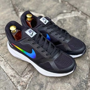 فروش فوق العاده خاص کفش کتونی اسپرت مردانه  پسرانه مدل نایک اسپیسر بسیار عالی و باکیفیت رنگ مشکی سفید  با ارسال رایگان