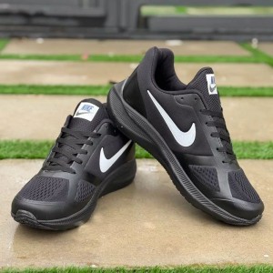حراج استثنایی کفش کتونی اسپرت مردانه  پسرانه مدل نایک اسپیسر ایده ال و بادوام رنگ مشکی زیره سفید با ارسال رایگان
