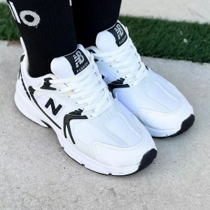 تخفیف استثنایی کفش ست اسپرت مردانه زنانه مدل نیوبالانس 530 جذاب و پرفروش رنگ  کرم طوسی با ارسال رایگان