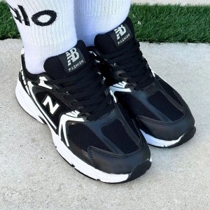 تخفیف منحصر به فرد کفش کتونی ست اسپرت مردانه زنانه مدل نیوبالانس 530 بی نقص و درجه یک رنگ سفید مشکی با ارسال رایگان