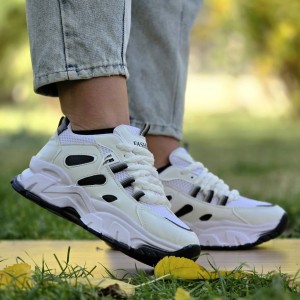 فروش عالی کفش اسپرت زنانه مدل فشیون تسبیحی  جذاب و دلبر رنگ سفید مشکی باارسال رایگان