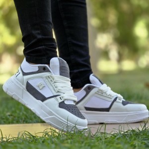 حراج جدید کفش اسپرت  Amiri (امیری) مردانه پسرانه فوق العاده راحت رنگ  سفید طوسی با ارسال رایگان