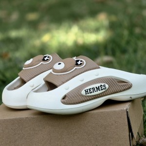 تخفیف بی نظیر دمپایی صندل  مردانه طبی خاص و جدید رنگ مشکی  با ارسال رایگان