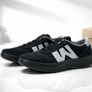 فروش خاص کفش کتونی اسپرت مردانه و پسرانه ودبلیو w باکیفیت زیره پیو تزریق مستقیم رنگ مشکی باارسال رایگان