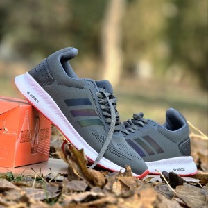 فروش ارزان کفش کتونی اسپرت مردانه و پسرانه بزرگپا مدل  آدیداس اسپیسر بی نظیر و بادوام رنگ طوسی باارسال رایگان