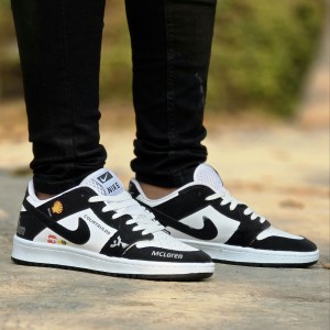 تخفیف فوق العاده کفش  کتونی اسپرت مردانه پسرانه  مدل جردن دونایک (Nike Jordan) زیبا و پرفروش رنگ سفید طوسی مشکی   باارسال رایگان