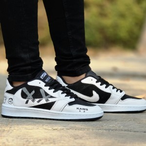 فروش عالی کفش  کتونی اسپرت مردانه پسرانه  نایک جردن وودو (Nike Jordan Voodoo) جدید رنگ سفید مشکی باارسال رایگان