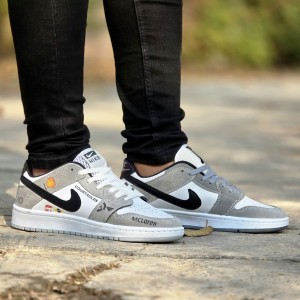 فروش خاص کفش  کتونی اسپرت مردانه پسرانه  نایک جردن وودو (Nike Jordan Voodoo) بسیار باکیفیت رنگ سفید مشکی  باارسال رایگان