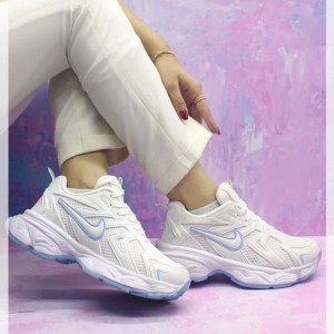 فروش جذاب کفش کتونی اسپرت زنانه دخترانه مدل نایک بادوام بالا رنگ سفیدیاسی با ارسال رایگان