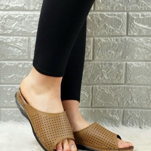 دمپایی صندل تابستانه دخترانه زنانه  زیره طبی محکم با کیفیت و متریال بالا و کیفیت عالی