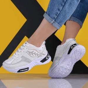 مدل پیشنهادی خوشگلمون کفش اسپرت دخترانه مدل برگی چنل با کیفیت عالی سفید 4556