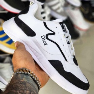 اومدیم با یه مدل ونس جذاب مردانه تو 3 رنگ جذاب   وبسیار خفن  3529