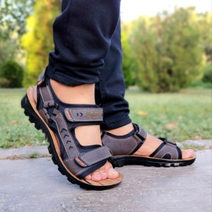 مدلهای جدید صندل های پشت بسته مون هم رسید  یه کار خیلی خفن و راحت وزیبا