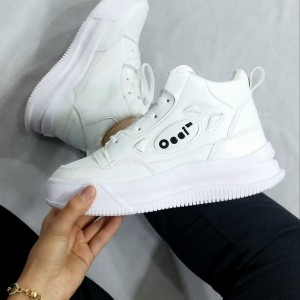 کفش نیم بوت زنانه دخترانه زیبا و بسیار شیک  مدل tmارسال رایگان4585