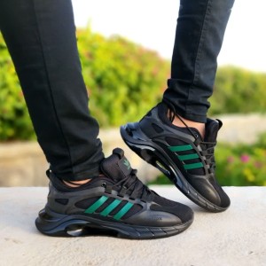 حراج باورنکردنی کتونی اسپرت مردانه  پسررانه مدل آدیداس زیره پیو راحت و شیک  رنگ مشکی خط سبز خاص و جدیدبا ارسال رایگان3477