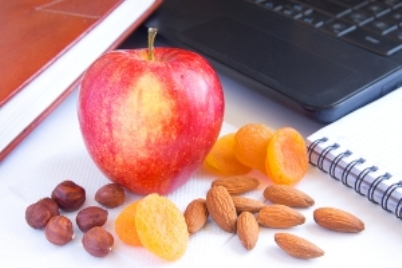 چه خوراکی هايی در محل کار بخوريم؟