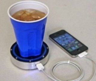 شارژ تلفن همراه با چای و نوشابه