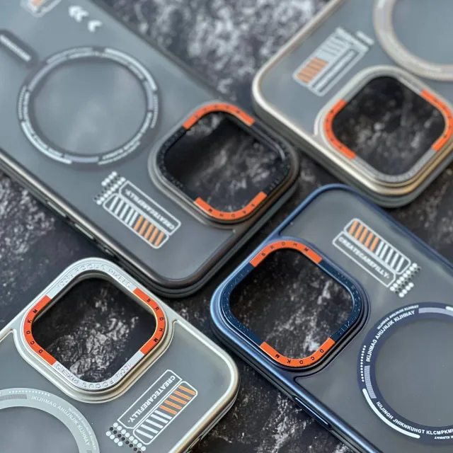 قاب محافظ لنز دار مگ سیف دار با طراحی مدرن و رنگ‌های جذاب