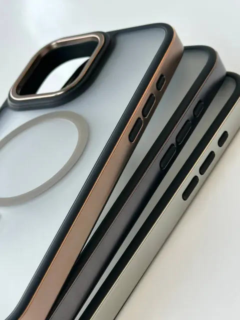 قاب مگ سیف پشت شفاف دور فلزی