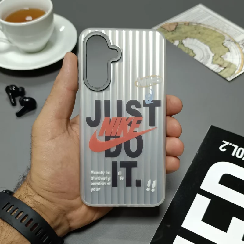 قاب هولوگرامی Samsung Galaxy A26 طرح نایک با فریم مات، ضد خش و ضد ضربه