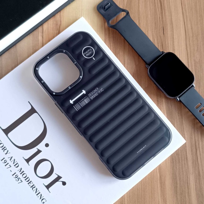 قاب گوشی Apple Iphone 16 Pro Max مدل YoungKit ضد ضربه با طراحی مدرن