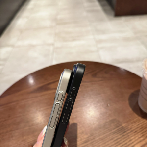 قاب متالیک MagSafe پشت سخت - رنگ مشکی