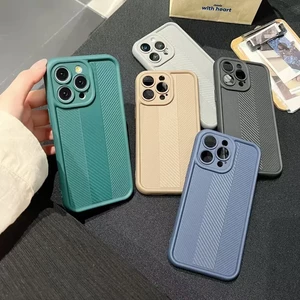 قاب Solid Case طرح کربن هاشور دار Samsung Galaxy A26 - خاکستری