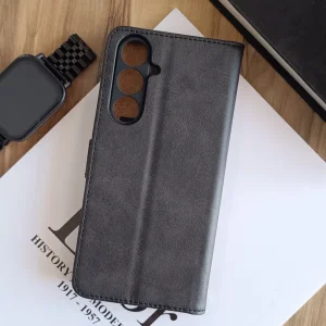 کیف چرمی موبایل مگنتی محافظ لنز دار  Samsung Galaxy S25 FE - مشکی