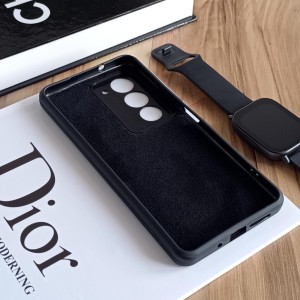 قاب سیلیکونی محافظ لنز دار Xiaomi Redmi 15C / Poco C85  - مشکی