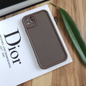 قاب Solid Case محافظ لنزدار مناسب گوشی اپل iphone 11 Pro Max - قهوه ای