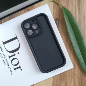 قاب Solid Case محافظ لنزدار مناسب گوشی اپل iphone 15 Pro - مشکی