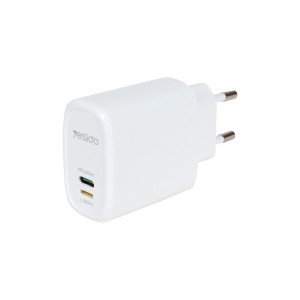 شارژر دیواری فست و PD دو پورت Yesido مدل YC44 20W به همراه کابل شارژ Type-C To Lightning - سفید (گارانتی 18 ماه تعویض نیکان همراه)