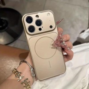 قاب اورجینال AG Glass محافظ لنز برجسته شیشه ای Magsafe مدل Apple iPhone 11 - رزگلد