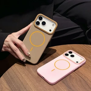 قاب سیلیکونی پاک کنی اورجینال درجه یک Magsafe مدل Apple iPhone 11 - سبز تیره (پک دار)