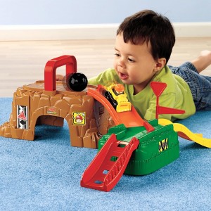 پارکینگ فیشر پرایس مدل Little People Wheelies