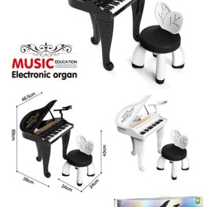 پیانو صندلی دار بزرگ