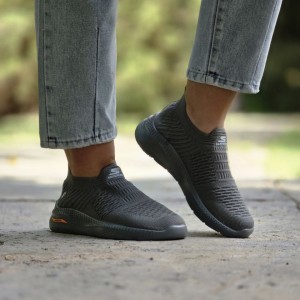 فروش شگفت انگیز کفش جورابی و پیاده روی زنانه مدل اسکیچرز خاص و جذاب رنگ مشکی با ارسال رایگان