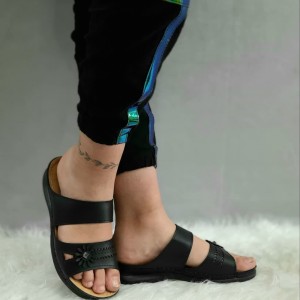 حراج ویژه این هفته دمپایی صندل زنانه دخترانه  طبی دور دوخت گلدار مشکی مشکی