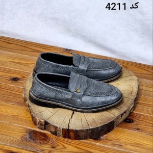 کفش کالج مجلسی مردانه و پسرانه  چرمی  و بادوام زیره سبک و راحت عسلی با ارسال رایگان 2407