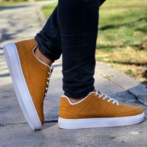 کفش کتونی اسپرت ونس شبرنگ مدل ورساچه مردانه خوش پا و زیبا سفید تمام با ارسال رایگان  3701
