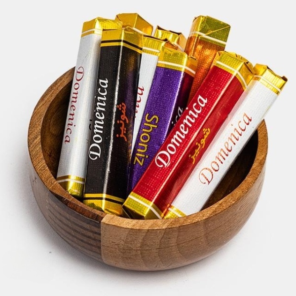 شکلات دمنیکا شونیز