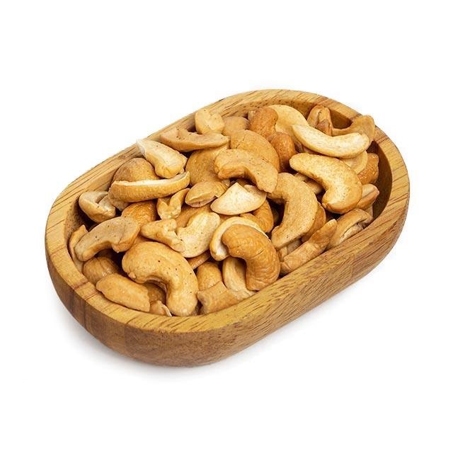 بادام هندی خرد شده