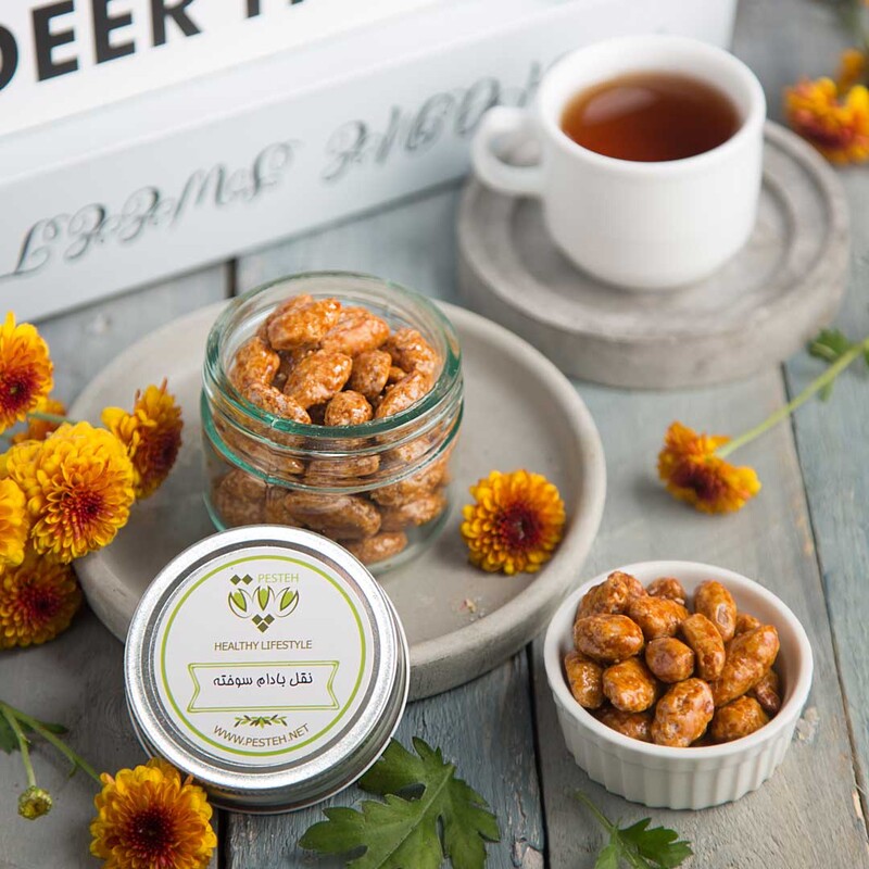 نقل بادام سوخته