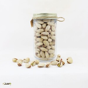 پسته احمدآقایی دستچین خام