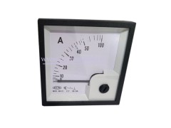 آمپرمتر تکی سی تی خور در آمپر های 1000 ،100،200،400،600 ،50،آنالوگ عقربه ای (72* 72) BEW