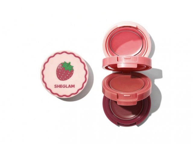 رژلب و رژگونه سه طبقه شیگلم توت فرنگی