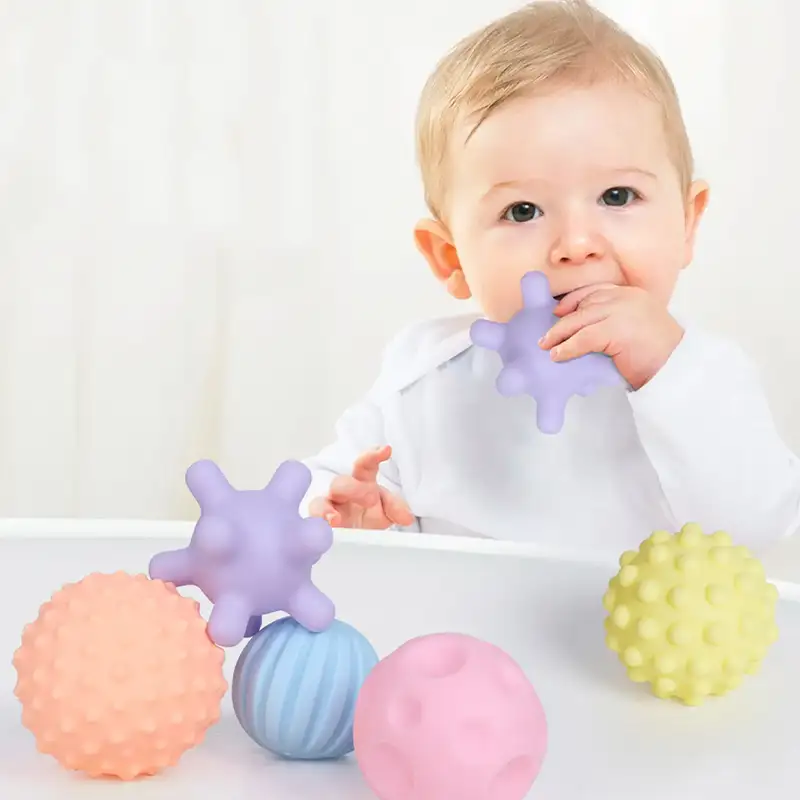 توپ حسی 6 عددی جغجغه ای کد 1866C