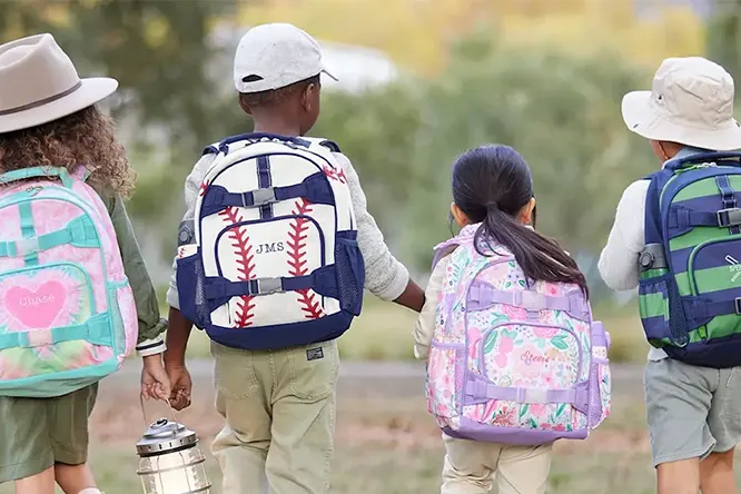 روش های تمیز کردن کوله پشتی مدرسه