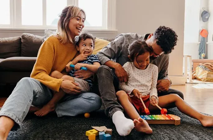 ایده 10 بازی ساده در خانه برای روز کودک